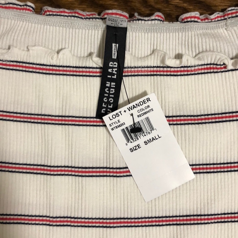 NWT Design Lab | Off the shoulder top, size small - Picture 5 of 5